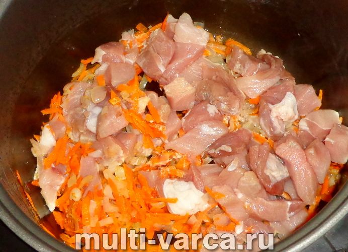 Солянка зі свинини в мультиварці