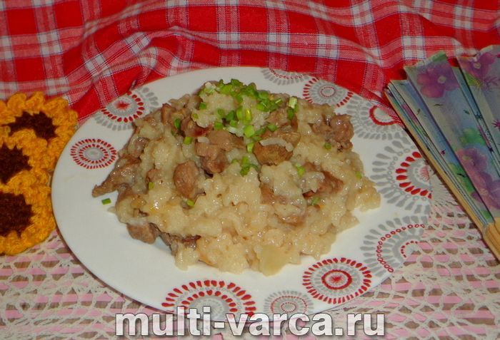 Стегно індички з рисом у мультиварці