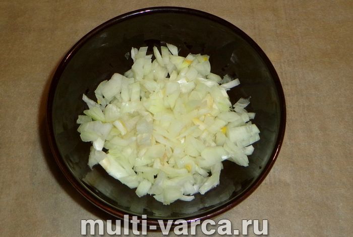 Стегно індички з рисом у мультиварці