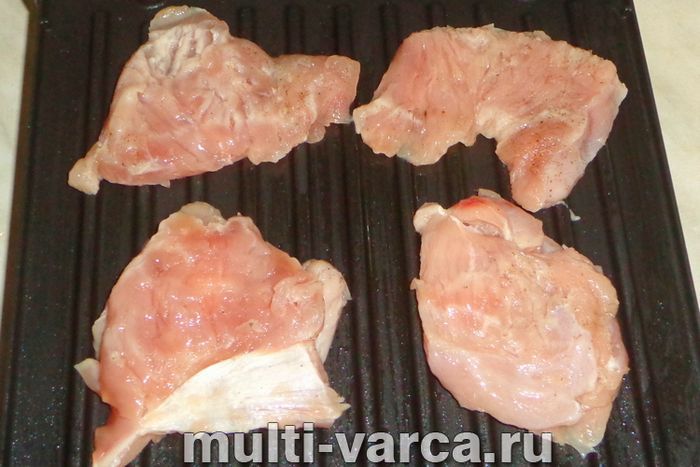 Стейк індички на електрогрилі
