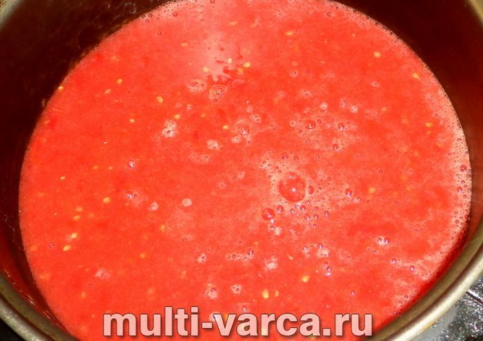 Томатний сік на зиму в мультиварці