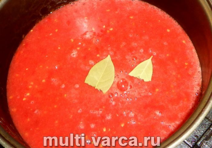 Томатний сік на зиму в мультиварці