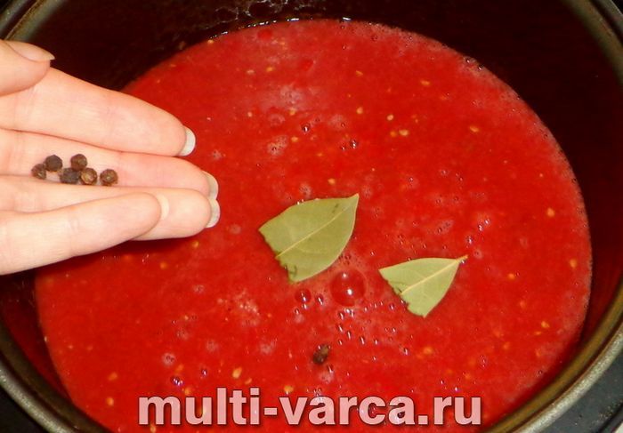 Томатний сік на зиму в мультиварці