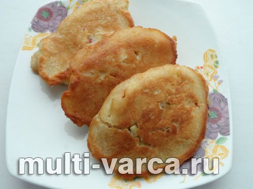 Ванільні сирники з яблуками та вівсяною крупою