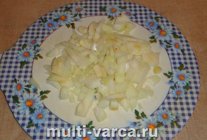 Запечений короп із капустою в духовці