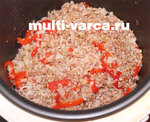 Запіканка з гречаної каші в мультиварці
