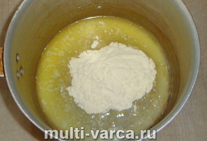 Запіканка з кабачків із куркою в мультиварці