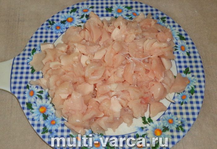 Запіканка з кабачків із куркою в мультиварці