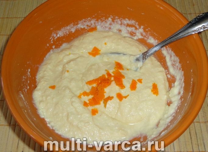 Апельсиновий манник у мультиварці