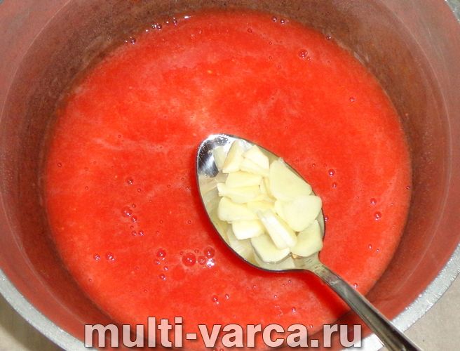 Баклажани в томатному соусі на зиму