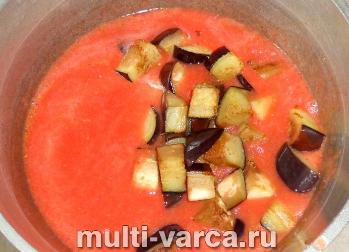 Баклажани в томатному соусі на зиму