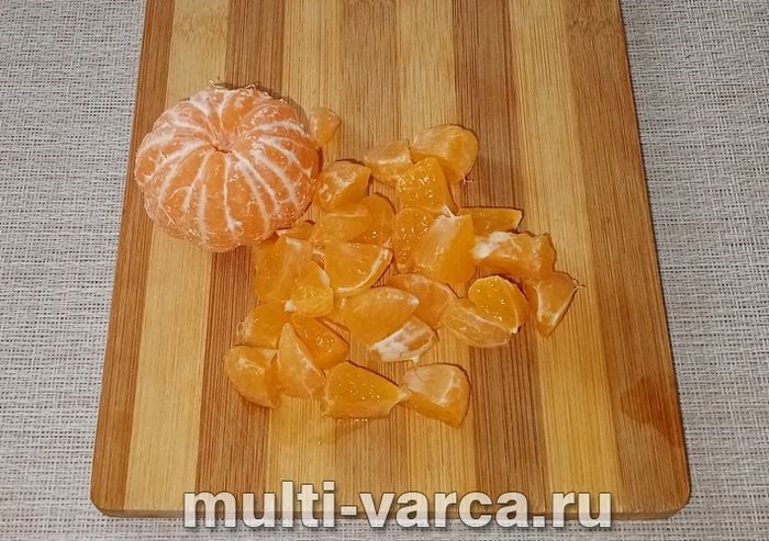 Бісквітне печиво в духовці з мандаринами та курагою