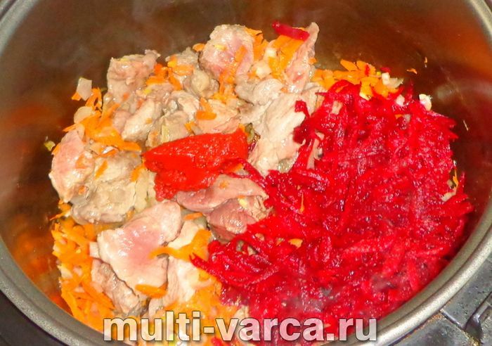 Борщ зі свининою в мультиварці