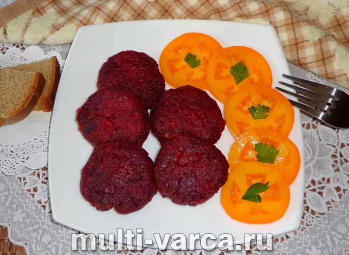 Бурякові котлети в мультиварці