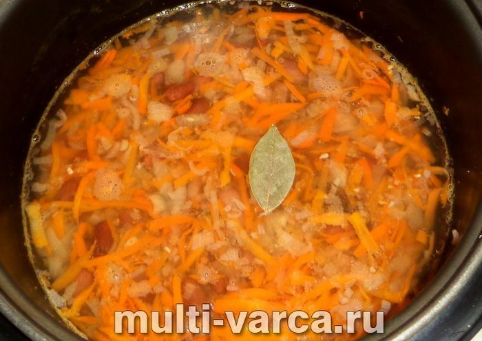 Гречка з квасолею в мультиварці