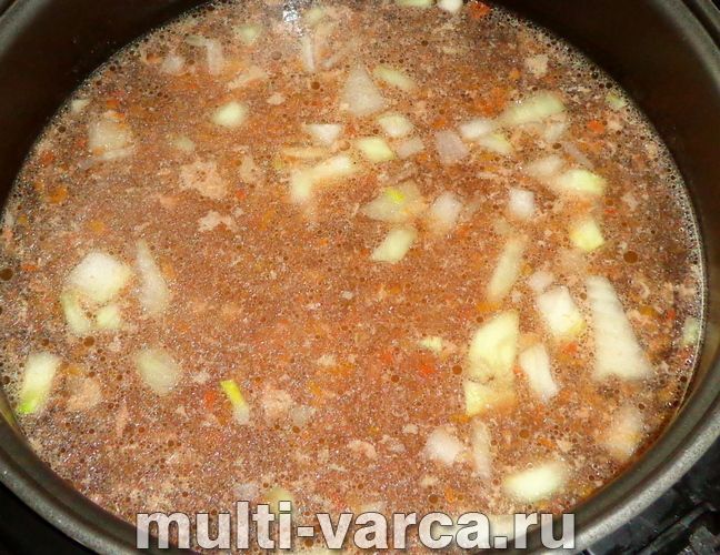 Харчо зі свинини в мультиварці