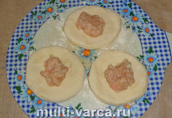 Хінкалі на пару в мультиварці