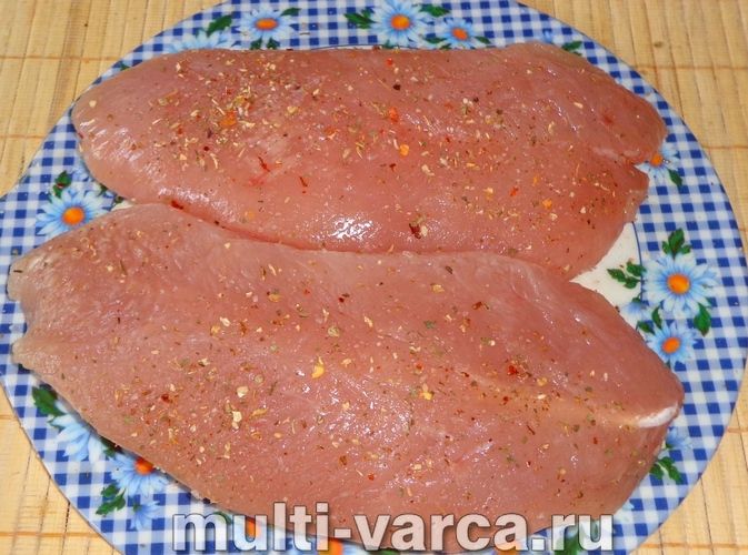 Індичка на пару в мультиварці