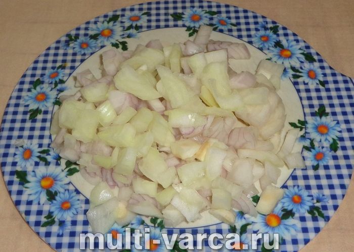 Індичка у вершковому соусі в мультиварці