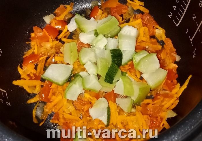 Ячна каша з овочами в мультиварці