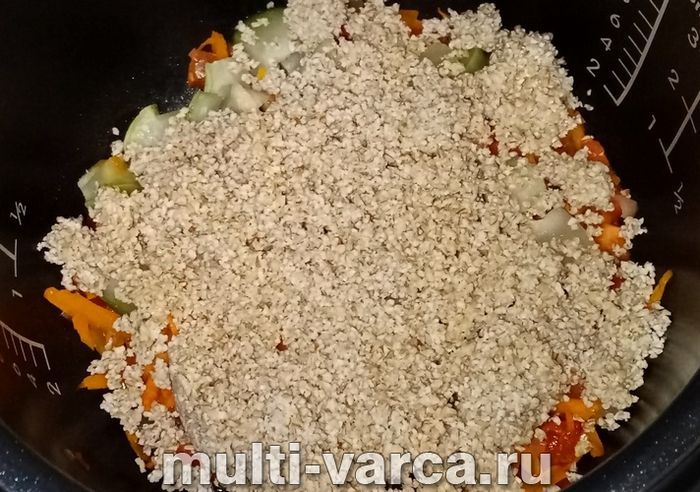Ячна каша з овочами в мультиварці