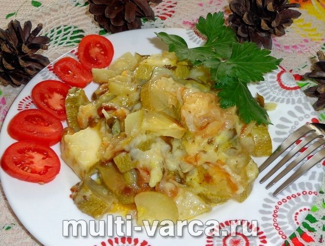 Кабачки тушковані в сметані в мультиварці