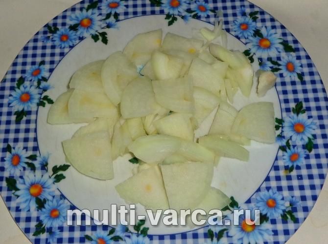 Кабачки тушковані в сметані в мультиварці