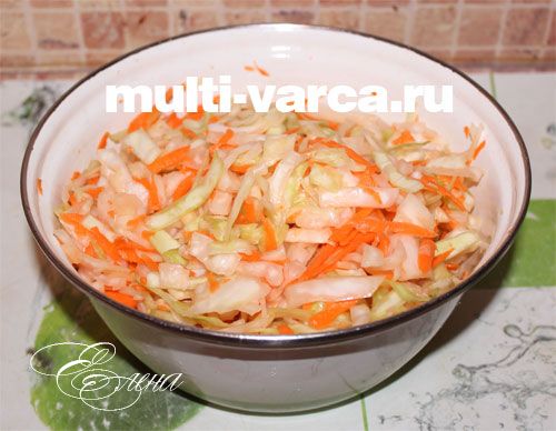 Капуста тушкована в мультиварці з фаршем