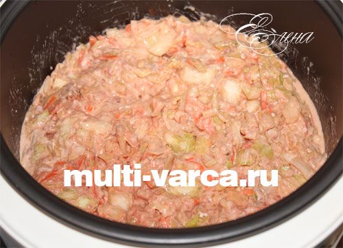 Капуста тушкована в мультиварці з фаршем