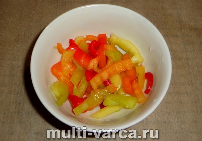 Кіноа з овочами на гарнір у мультиварці