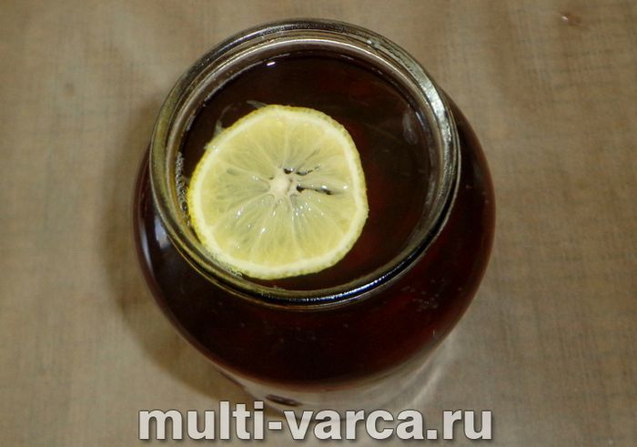 Компот із черешні з лимоном на зиму