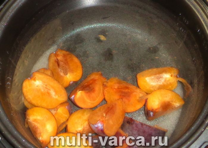 Компот зі сливи в мультиварці