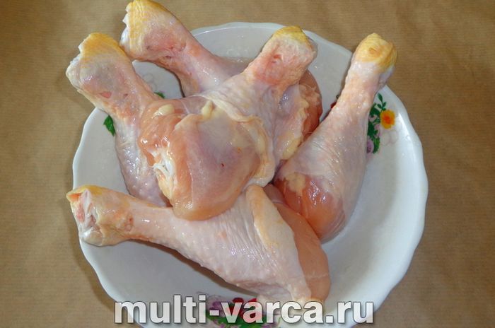 Курячі ніжки у фользі в мультиварці