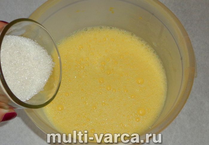 Лимонний пиріг у мультиварці
