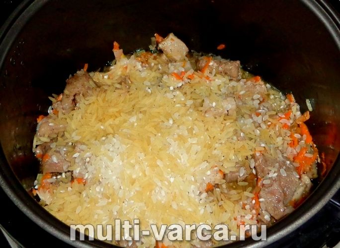 Плов з індички в мультиварці