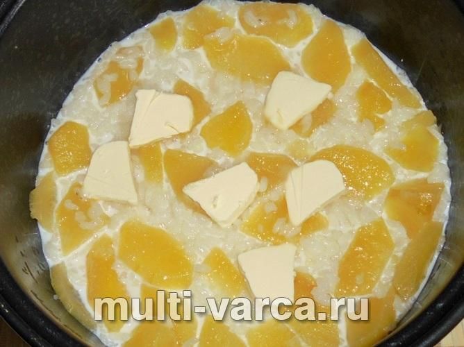 Рисова каша з яблуками в мультиварці