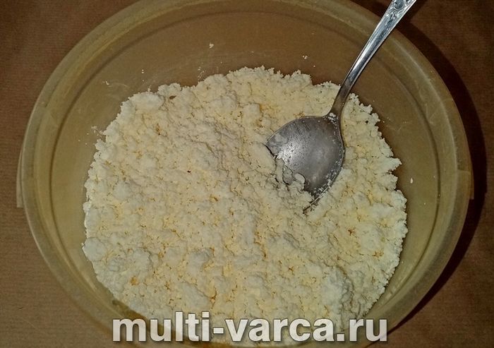 Сирна запіканка з родзинками