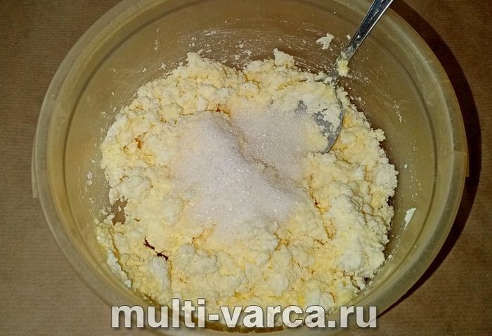 Сирна запіканка з родзинками