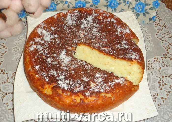 Сирник у мультиварці з манкою