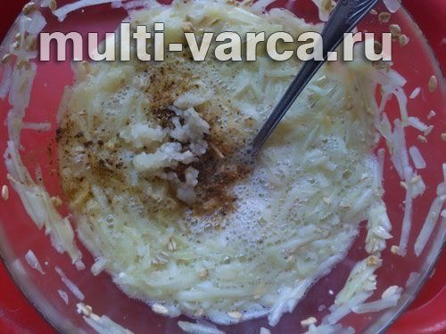 Смачні вівсяно-кабачкові оладки