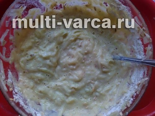 Смачні вівсяно-кабачкові оладки