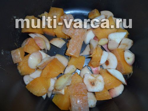 Смачний гарбузовий суп-пюре з яблуком
