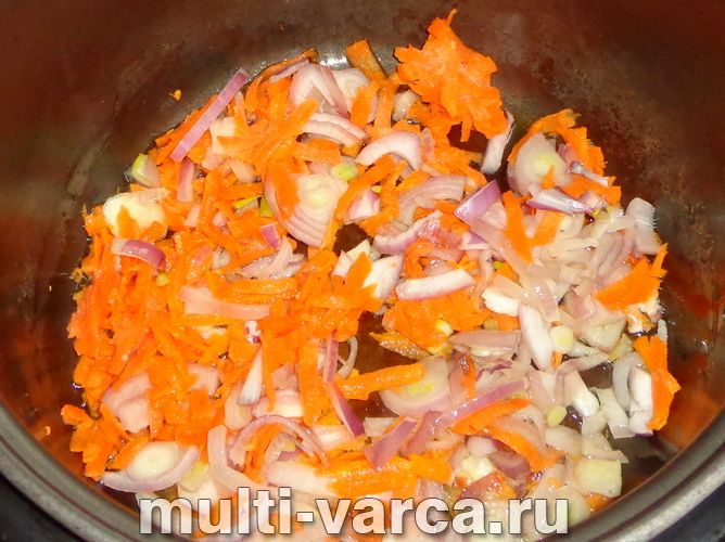 Сочевиця зі свининою в мультиварці