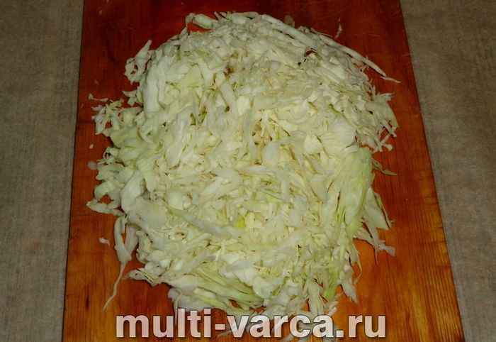 Стручкова квасоля тушкована з капустою