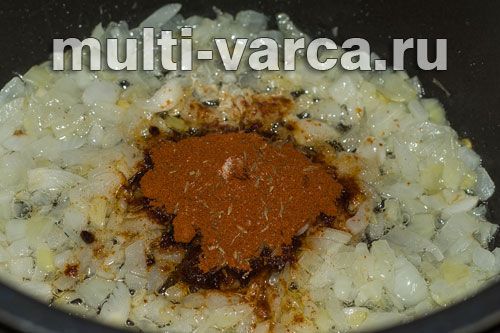 Суп гуляш із яловичини по-угорськи