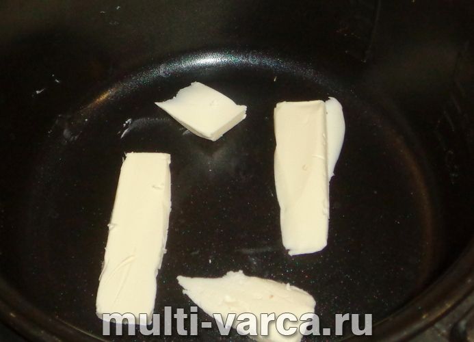 Тушкована картопля з цибулею