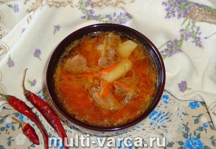 Український борщ у мультиварці