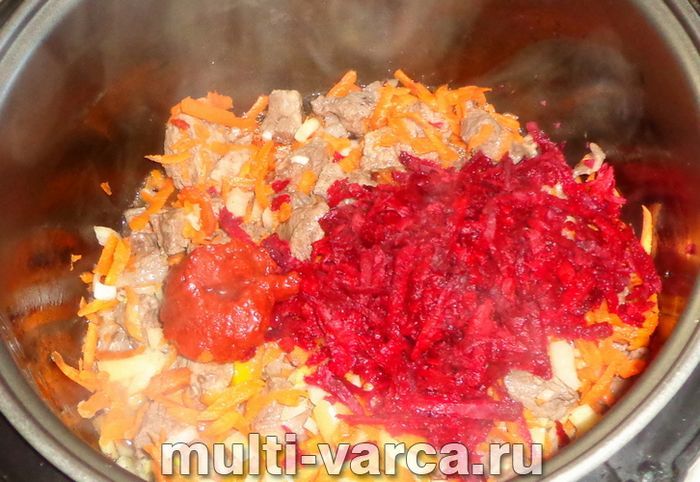 Український борщ у мультиварці