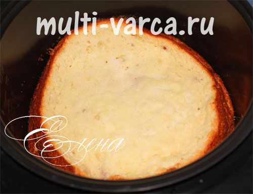 Запіканка з сиру з полуницею в мультиварці