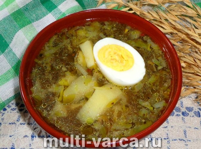 Зелені щі в мультиварці